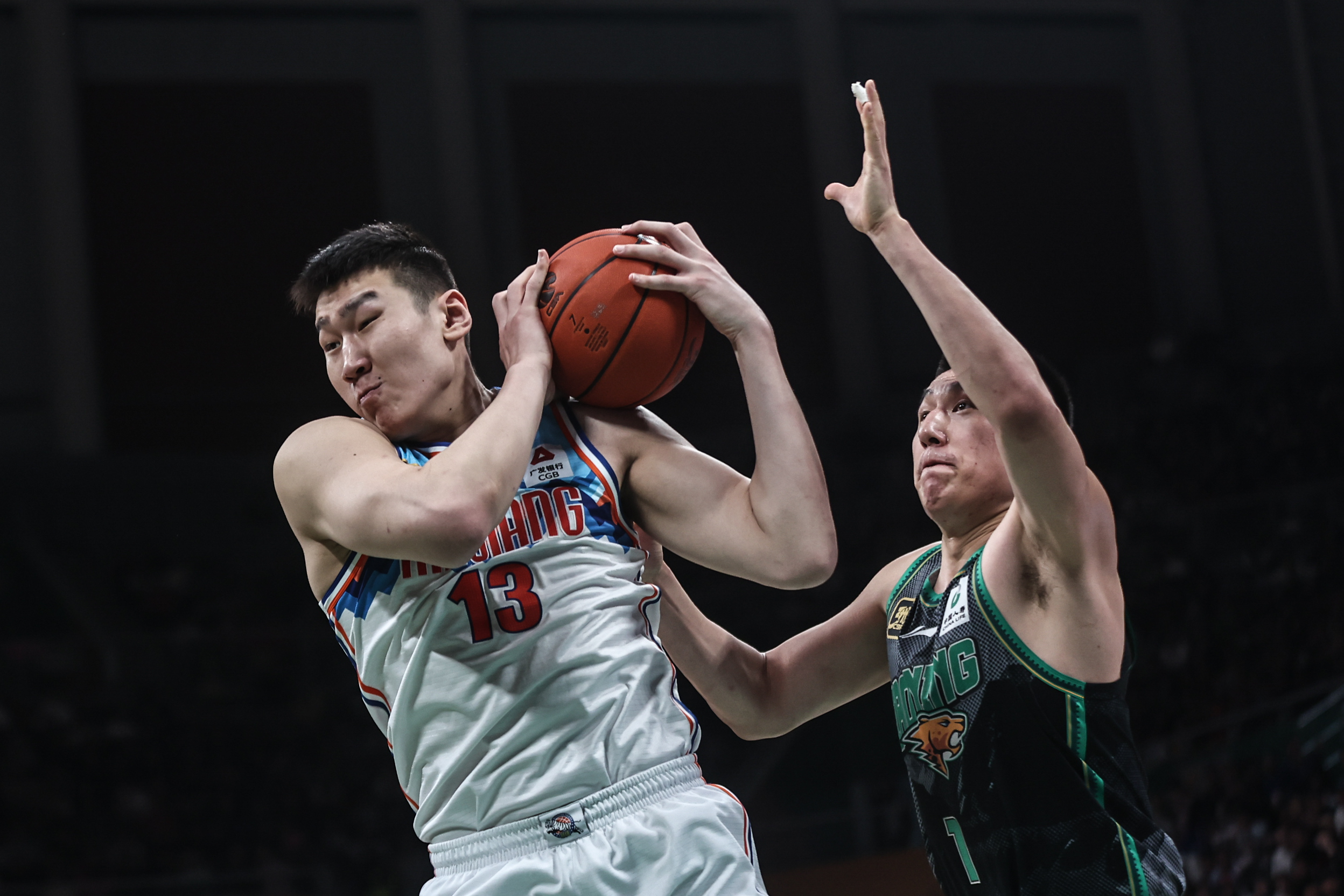 今晨体能课后，辽宁本钢刷新队史纪录备战CBA常规赛，媒体盛赞，轮换策略成焦点的简单介绍-乐鱼娱乐