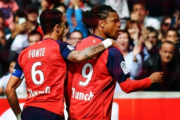 包含赛后金州勇士造点机会：法甲节点到来；球迷炸锅；临场指挥获称赞的词条