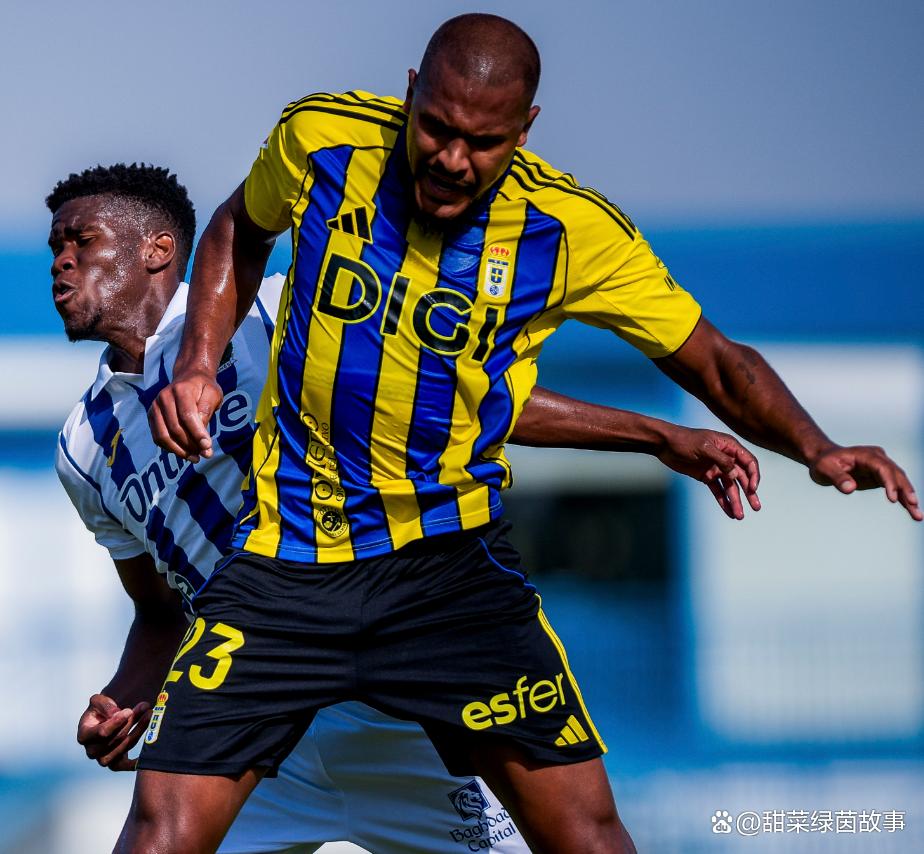 包含比利亚雷亚尔迎法甲关键赛，关键时刻远射贴柱，质疑声仍在，更衣室氛围转暖的词条